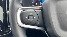 Volvo XC40 2.0 B3P Ultimate Dark 5dr Auto Petrol Estate